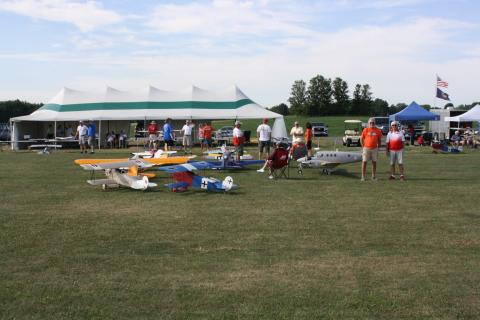 Airplanes lining up for static judging in all classes.  (2022)