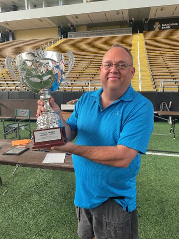 Don Slusarczyk was the inaugural winner of the new perpetual Chuck Slusarczyk Cup for USIC No-Cal, named for his late father. Don Slusarczyk was the inaugural winner of the new perpetual Chuck Slusarczyk Cup for USIC No-Cal, named for his late father.