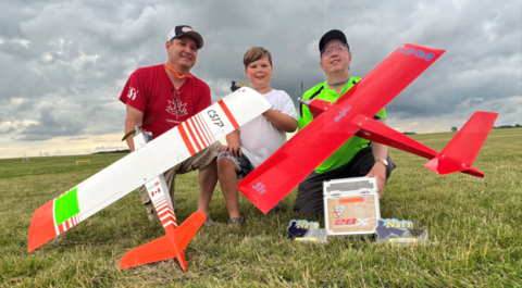 L-R: Cory Paine (fifth), Cory’s son Zack, and Roy Andrassy (first and fastest time).
