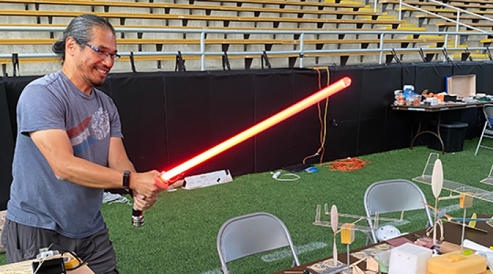 World Champion Kang Lee dispenses with the competition.