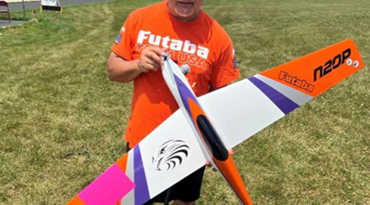 Chago Panzardi, a four-time Helicopter and four-time Pylon reporter, is a fearsome Q40 competitor!