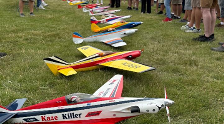 RC Pylon  F1 model